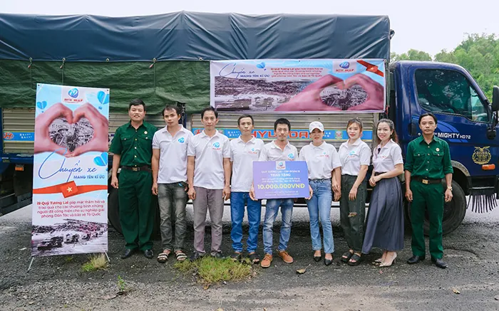 Hình ảnh minh họa đường dây nóng hỗ trợ